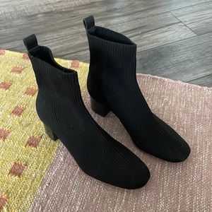 Everlane Glove Boot Black 7.5 US